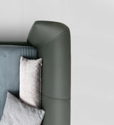 Royal Bed, view 6