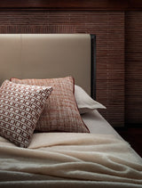 Doria Saddle Leather Luxury Bed, detail