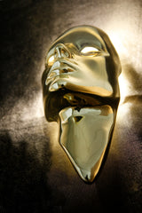 Saka Gold Luxury Handcrafted Polished Brass Wall Lamp