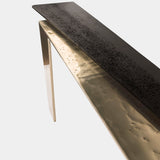 Adjustable Depth Console Table: The Lego Console Table by Visionnaire boasts a unique design with an adjustable depth. Simply unscrew the elements to customise it for your space.