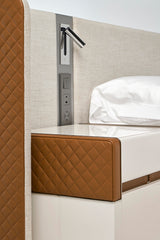 Coleccion Alexandra Master Bedside Table, third view