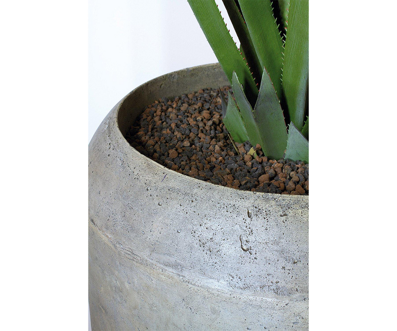 Contemporary polystone Cigar floor vase, ideal for stylish indoor and outdoor spaces.