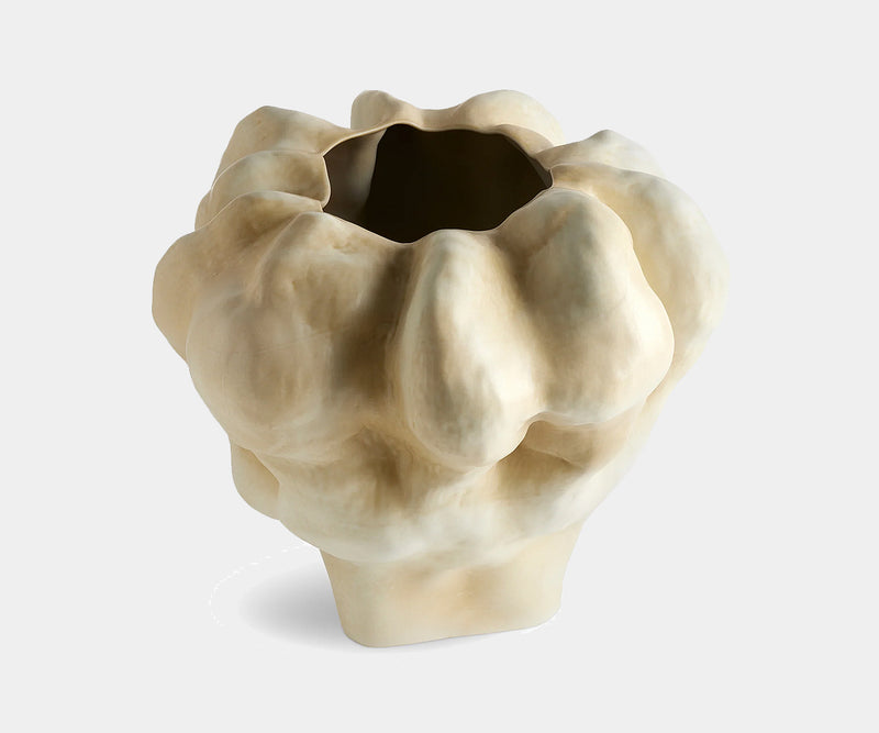 Elegant Timna Vase as a premium home decor gift, featuring handcrafted porcelain and organic shape.