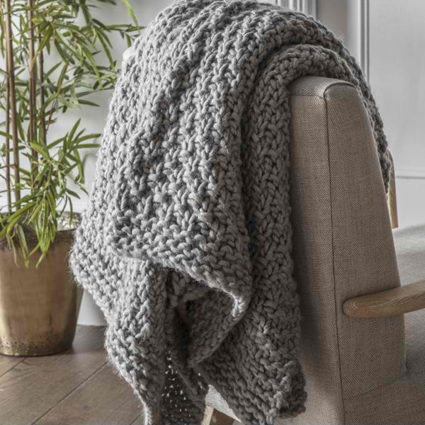 Rustic Farm: Handcrafted Chunky Knit Textured Throw